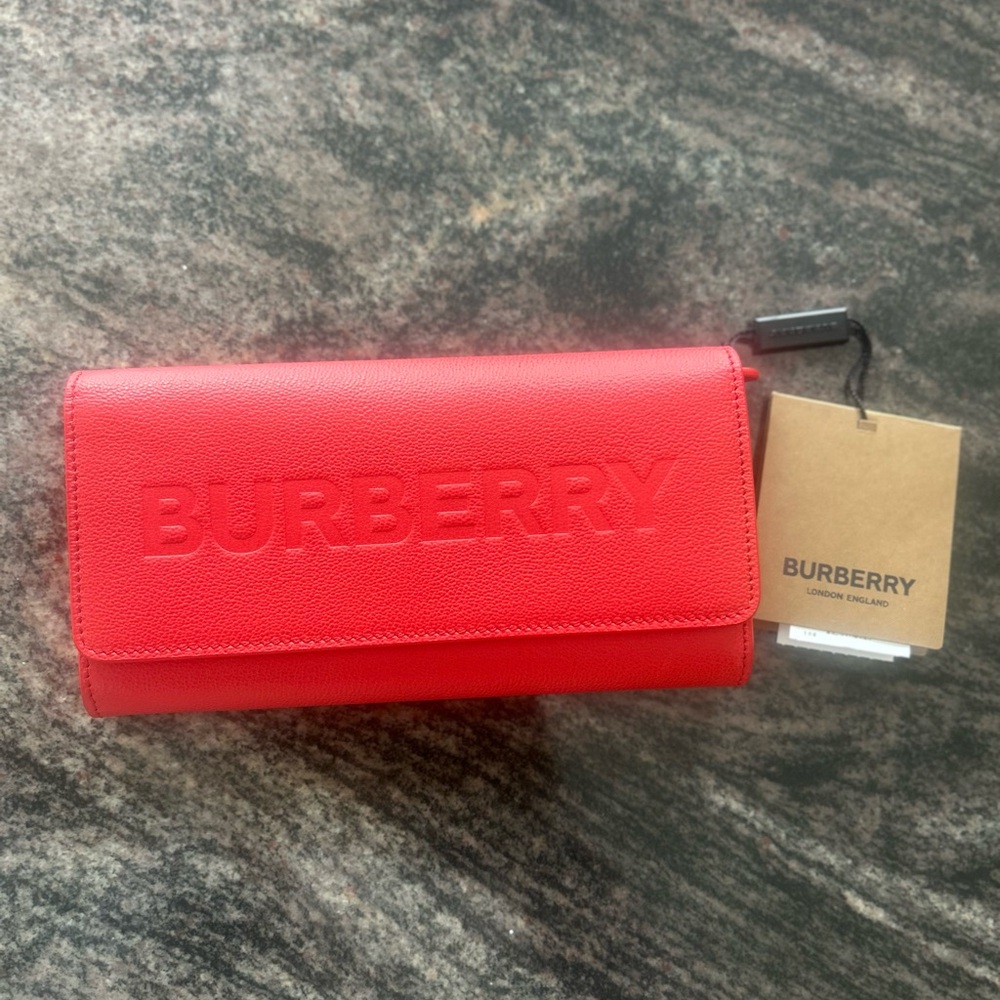 NWT w COA Burberry Wallet